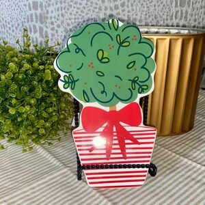 Coton Colors Green and Red Topiary Attachment